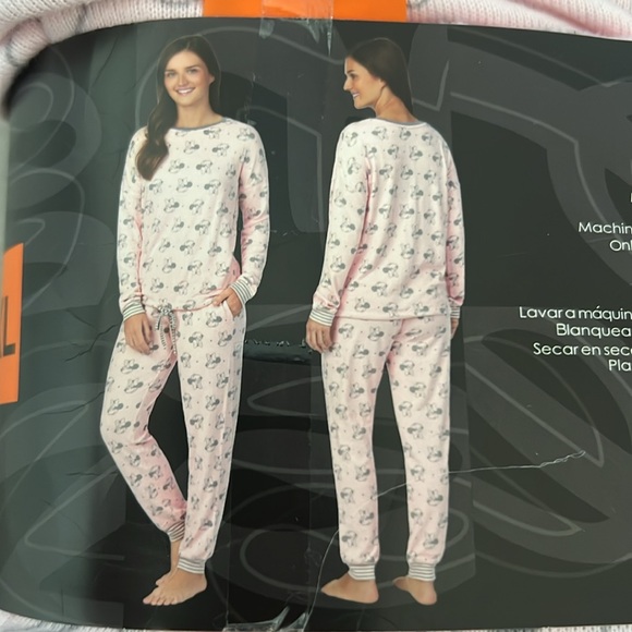 New with tags Disney Pijama set 2pc size XXL really soft and warm - Picture 3 of 5